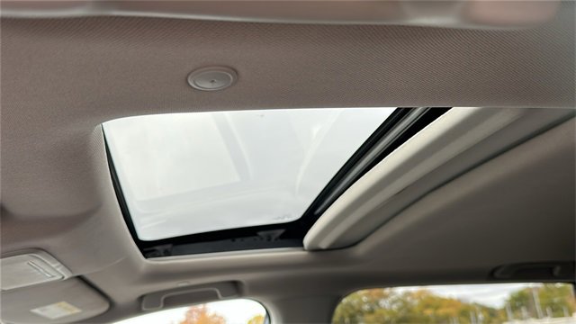 Used 2023 Honda CR-V EX-L image 11