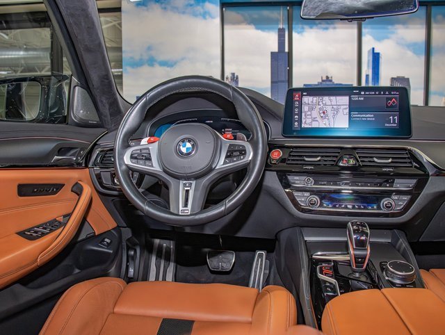 Used 2023 BMW M5 w/ Executive Package image 16