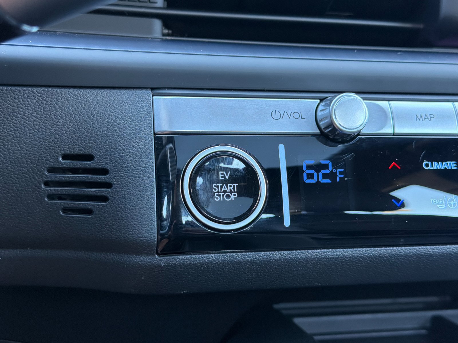 Certified 2025 Hyundai Ioniq 6 Limited RWD image 22