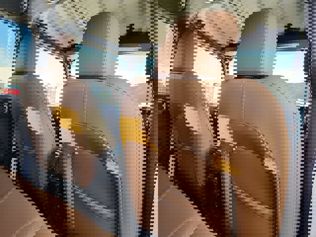 Used 2023 Jeep Wrangler Sahara w/ Cold Weather Group image 16