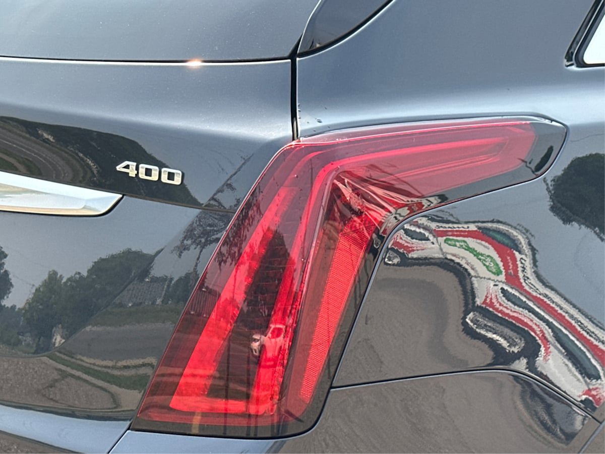 Used 2020 Cadillac XT5 Premium Luxury FWD image 32