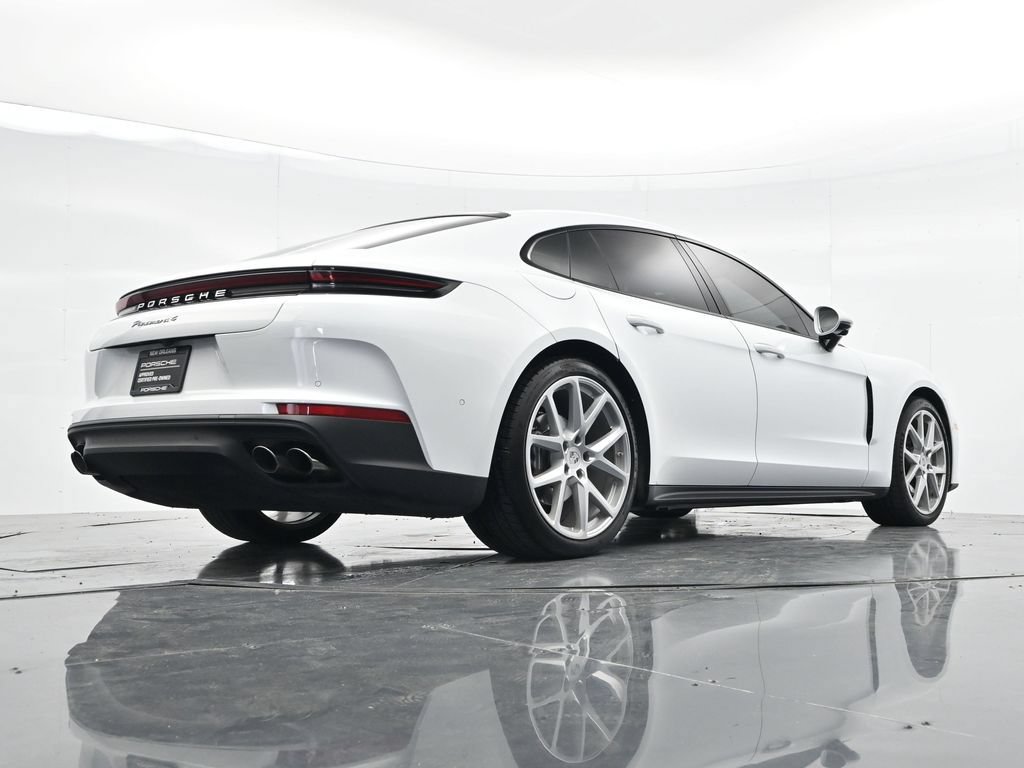 Certified 2024 Porsche Panamera 4 AWD/4WD image 28