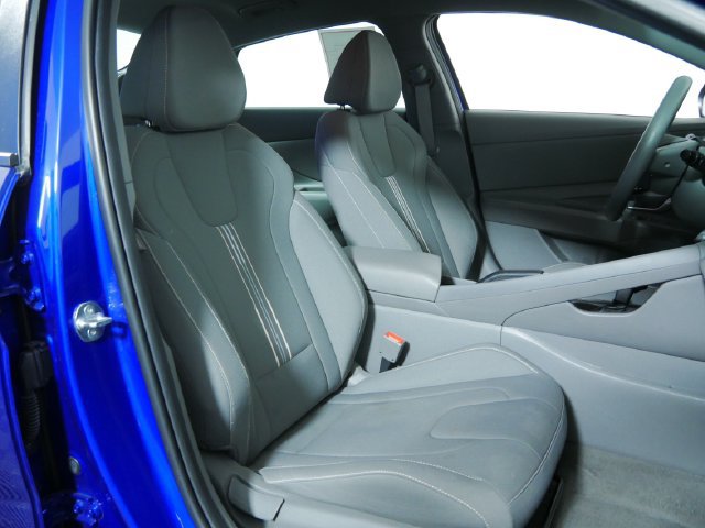 Used 2024 Hyundai Elantra SEL FWD image 12