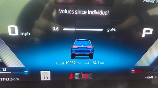 Used 2025 BMW X7 M60i image 44