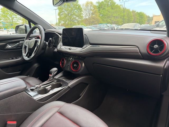 Used 2025 Chevrolet Blazer RS image 30