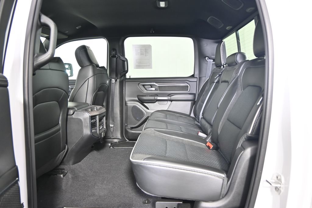 Used 2025 RAM 1500 Laramie AWD/4WD image 18