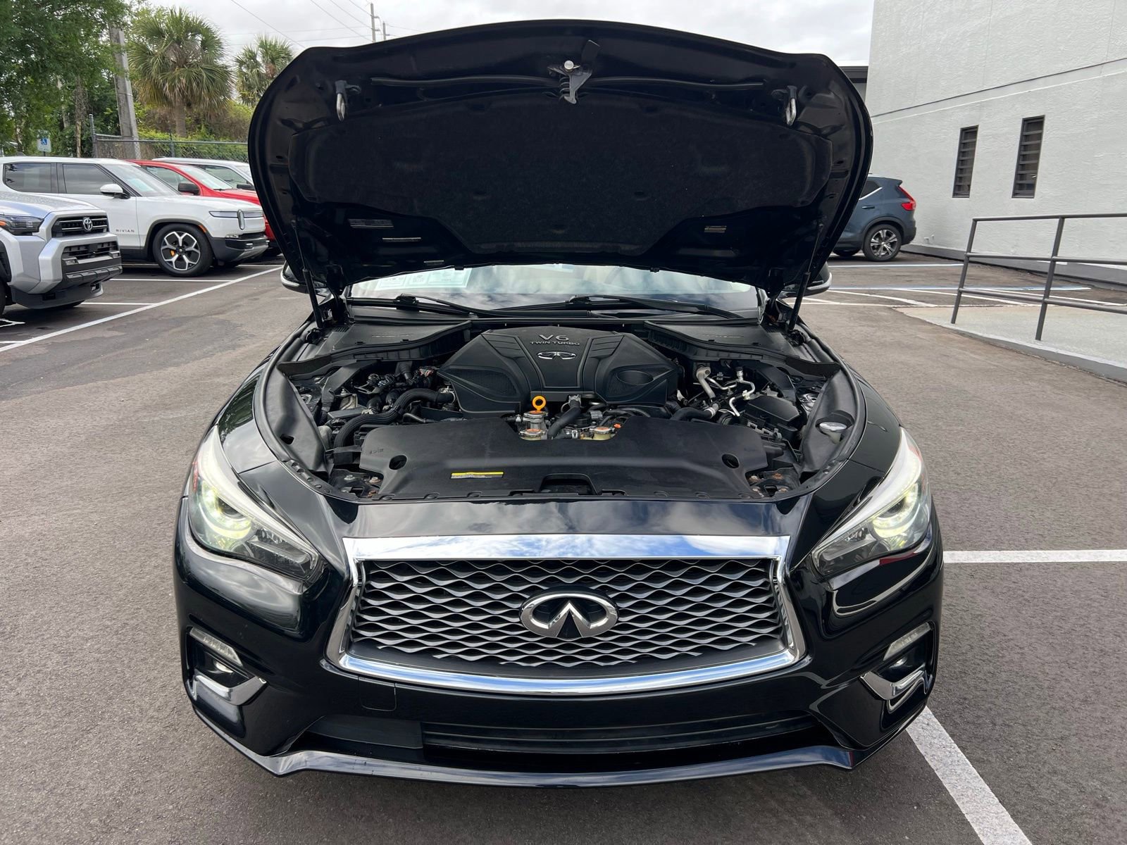 Used 2019 INFINITI Q50 Luxe w/ Essential Package (3.0T Luxe) image 16