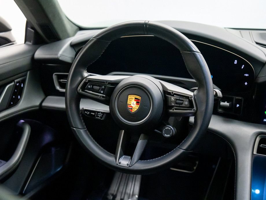 Used 2021 Porsche Taycan Turbo S image 12