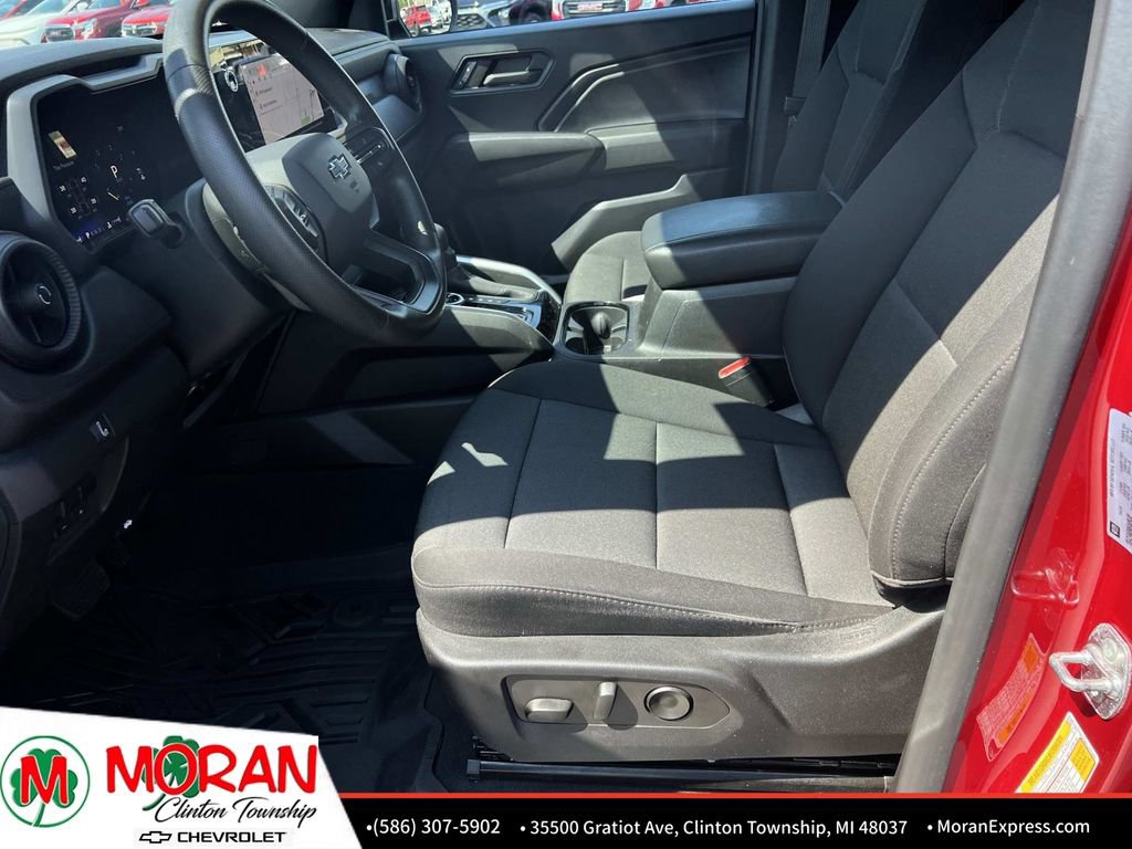Certified 2024 Chevrolet Colorado Trail Boss w/ Technology Package AWD/4WD image 17