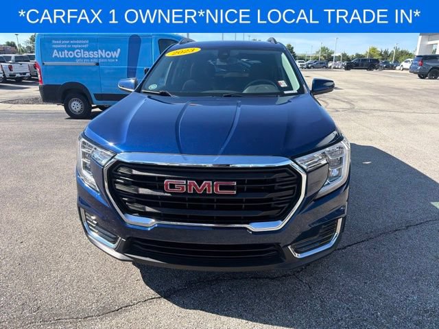 Used 2023 GMC Terrain SLE w/ Driver Convenience Package FWD image 4
