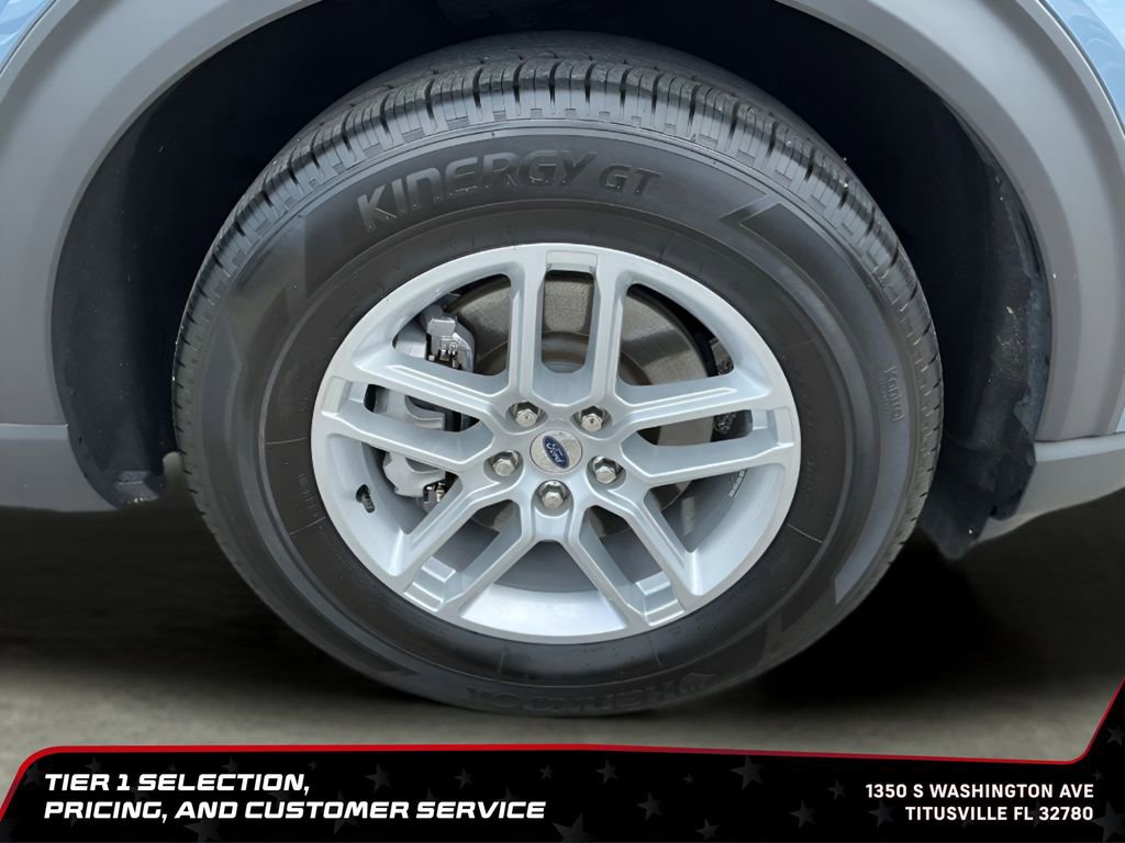 Used 2025 Ford Explorer Active w/ Active Comfort Package RWD image 12