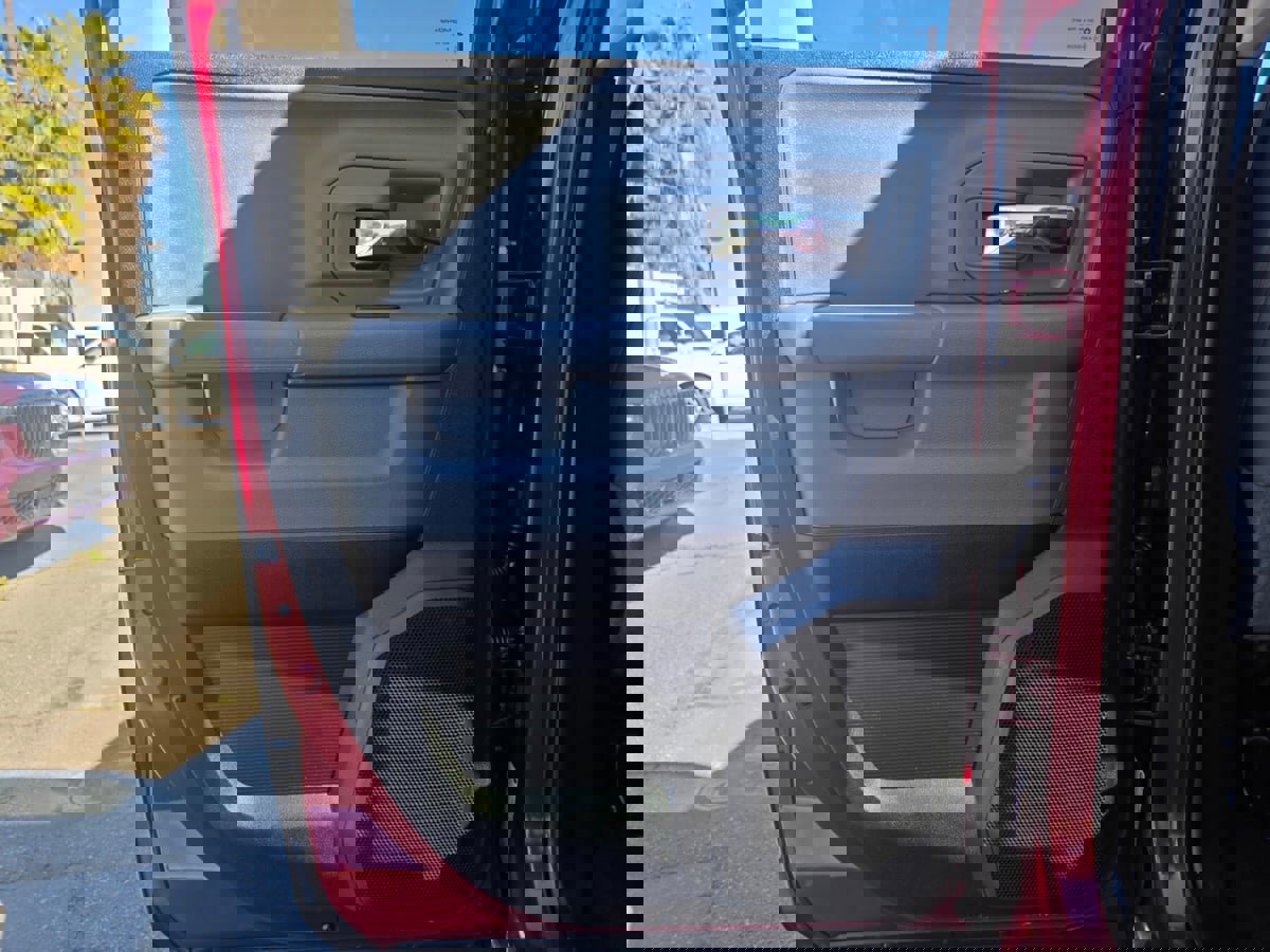 Used 2015 RAM 1500 Big Horn image 21