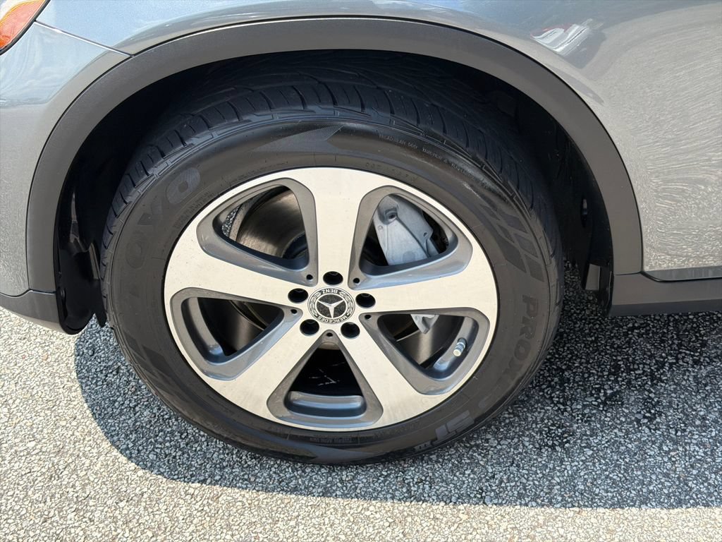 Used 2019 Mercedes-Benz GLC 300 image 11