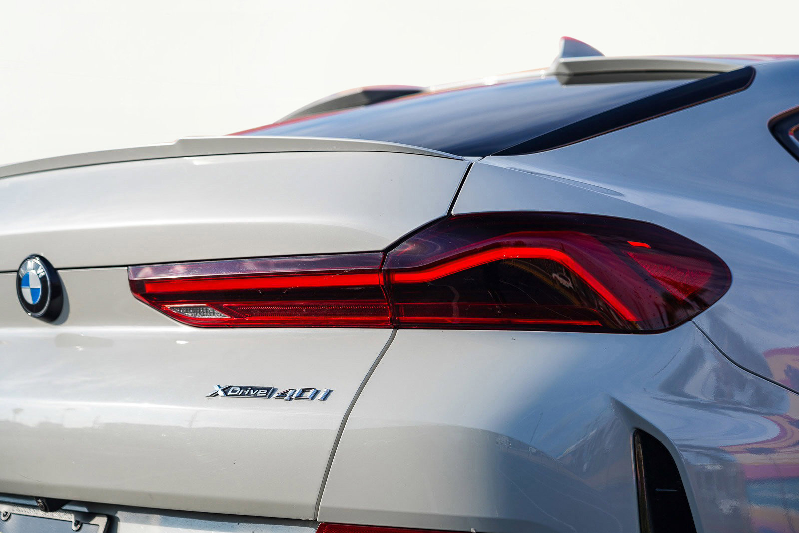 Used 2023 BMW X6 xDrive40i w/ M Sport Package image 10