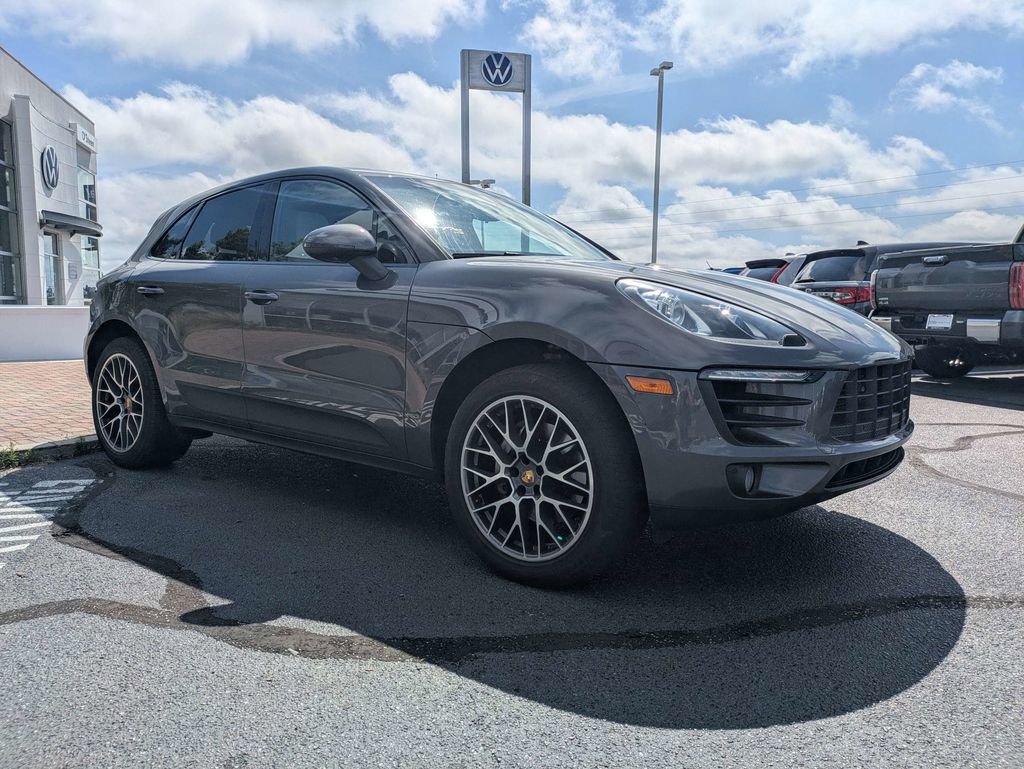 Used 2016 Porsche Macan S AWD/4WD image 3