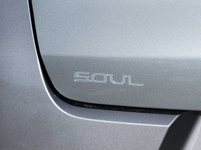 Certified 2025 Kia Soul LX w/ LX Technology Package FWD image 16