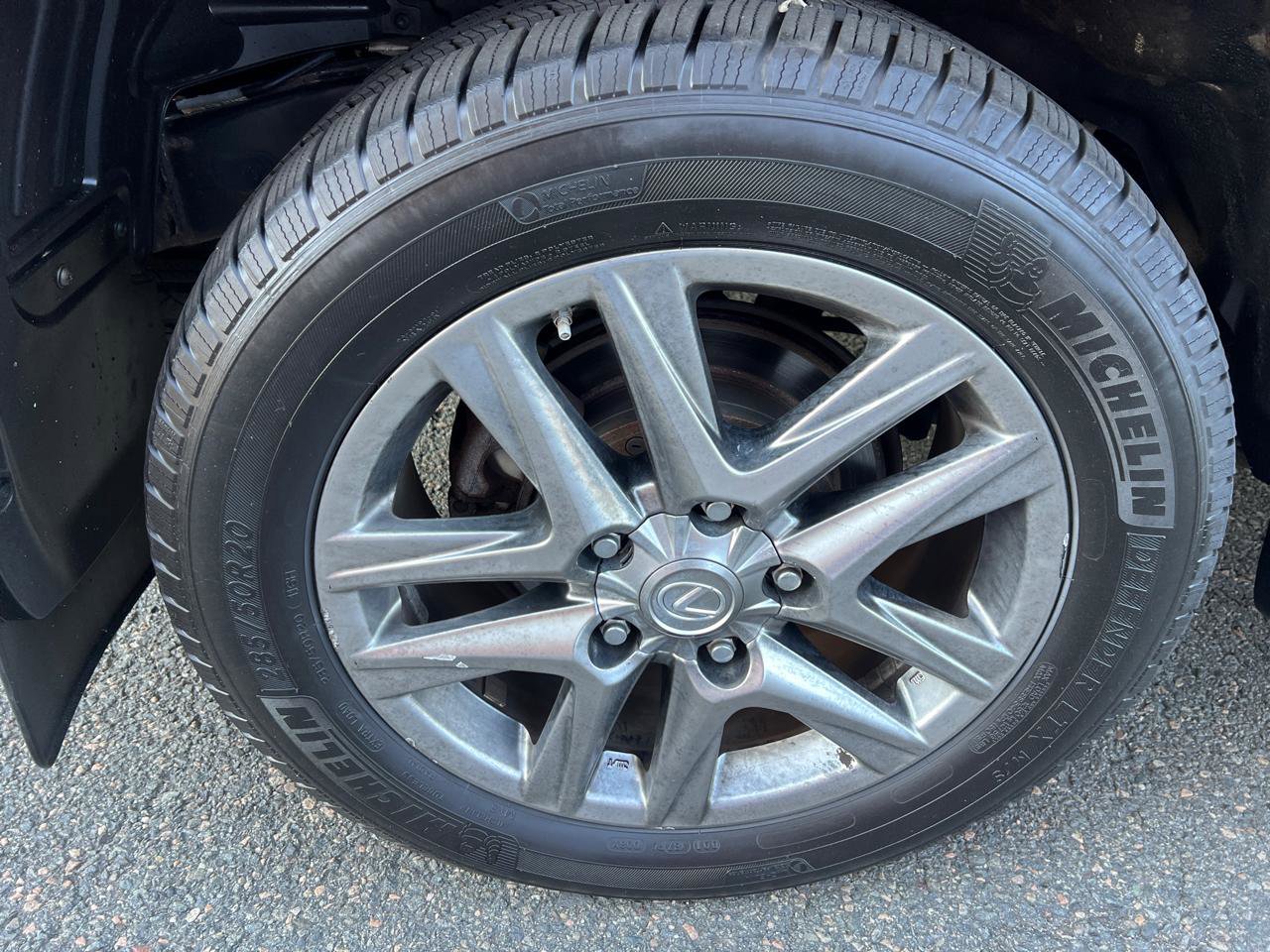 Used 2013 Lexus LX 570 4WD w/ Luxury Pkg image 35