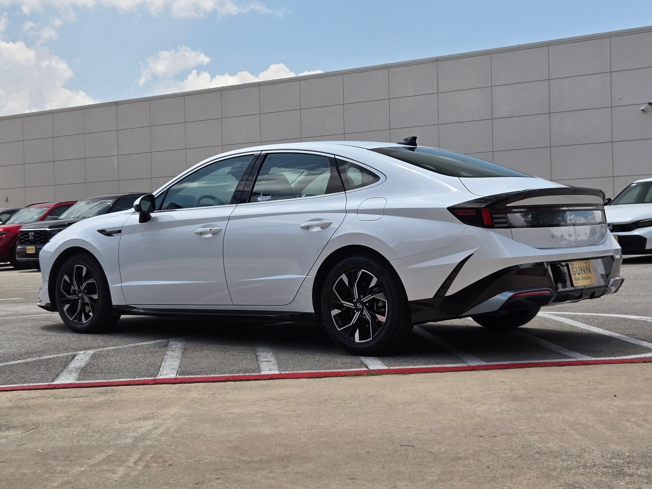 Used 2024 Hyundai Sonata SEL FWD image 5