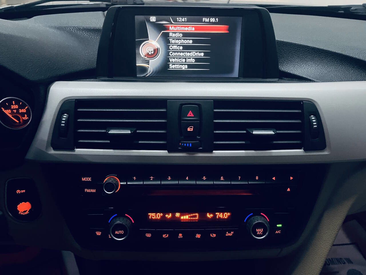 Used 2015 BMW 320i Sedan RWD image 36