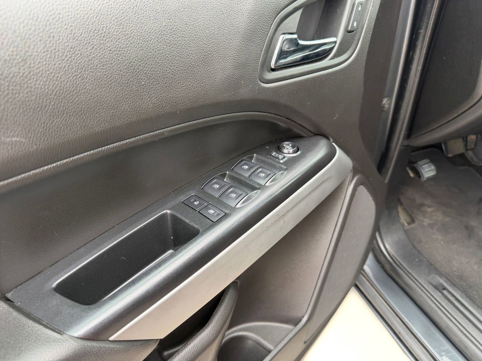 Used 2016 Chevrolet Colorado LT w/ LT Convenience Package image 21