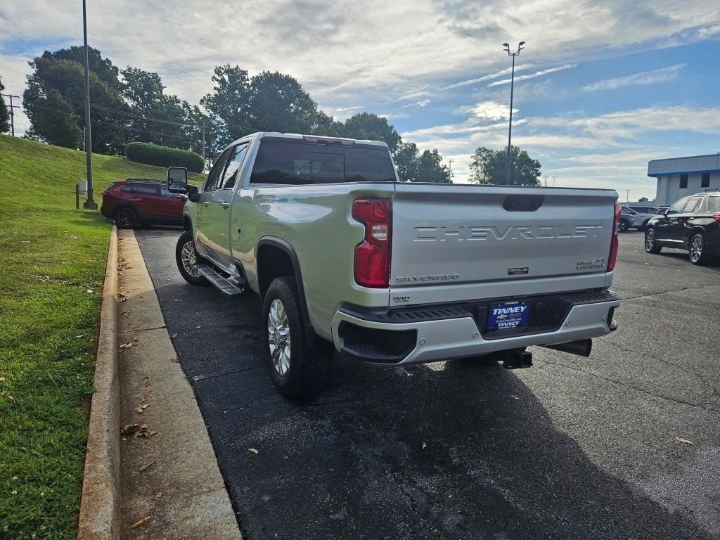 Used 2022 Chevrolet Silverado 3500 High Country w/ Safety Package II AWD/4WD image 5
