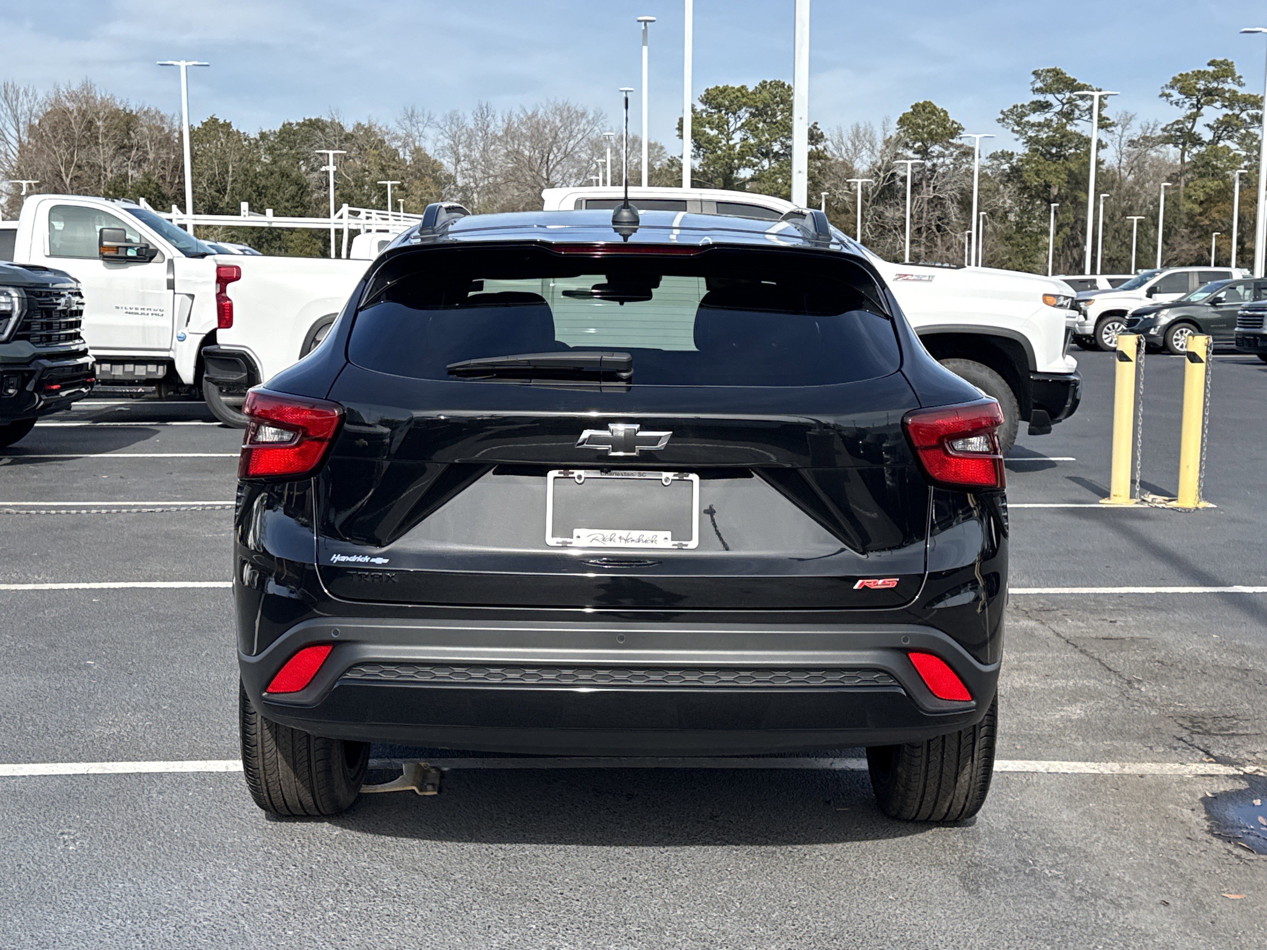 Certified 2025 Chevrolet Trax RS w/ Driver Confidence Package image 13