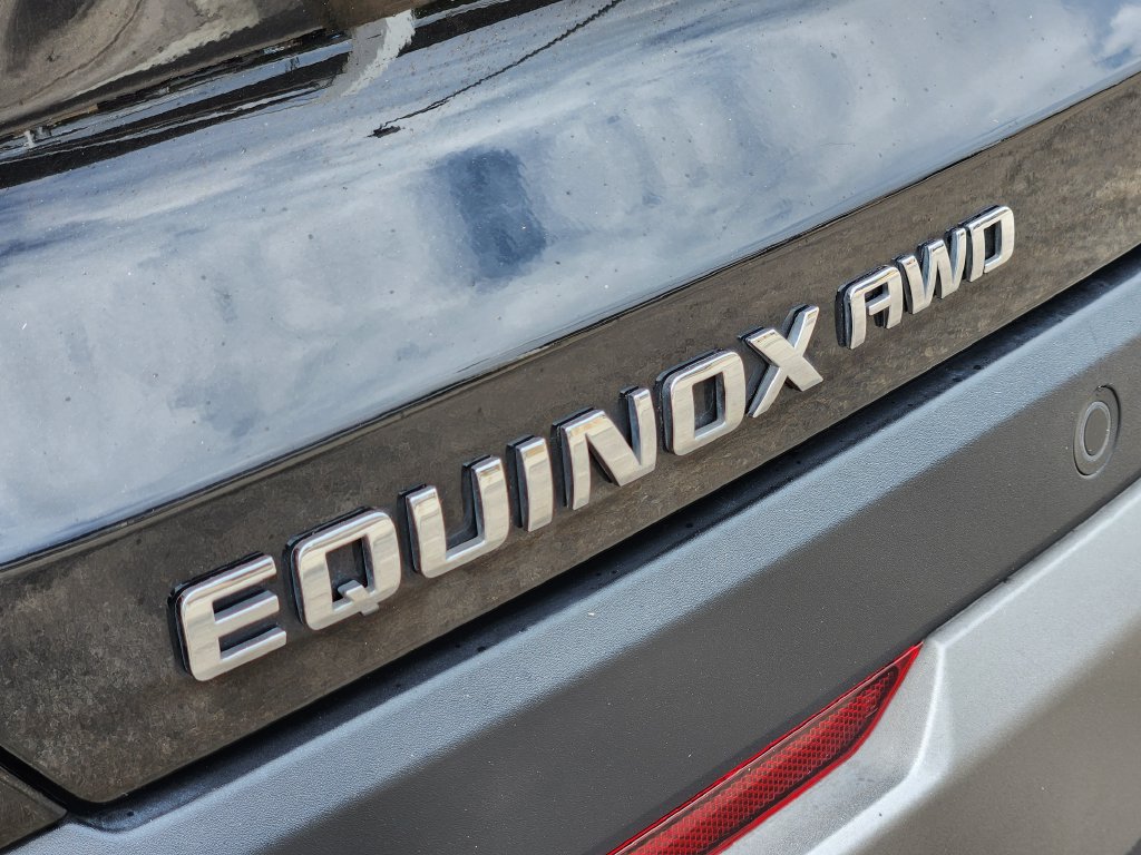 Used 2026 Chevrolet Equinox LT AWD/4WD image 12
