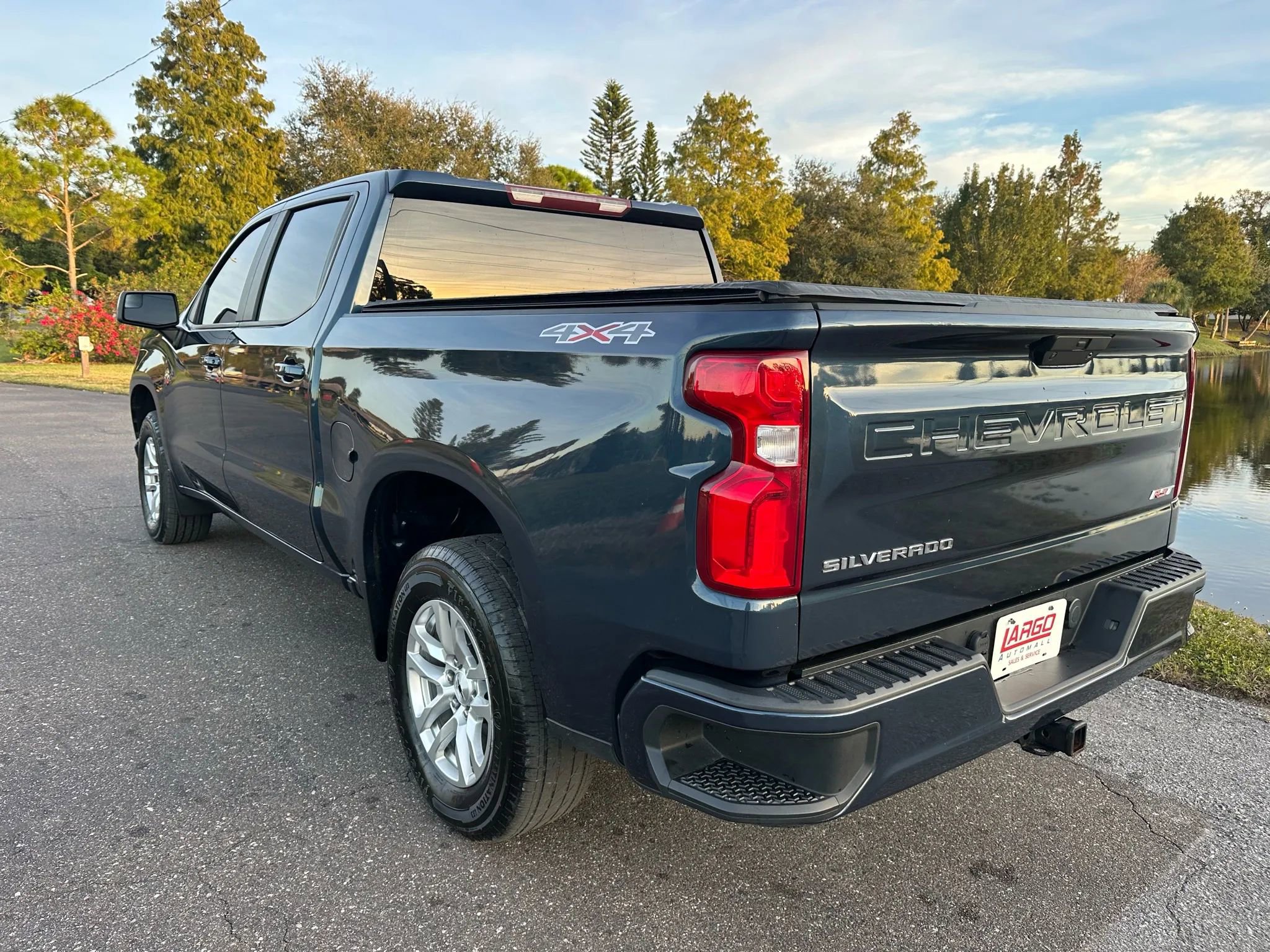 Used 2021 Chevrolet Silverado 1500 RST image 6