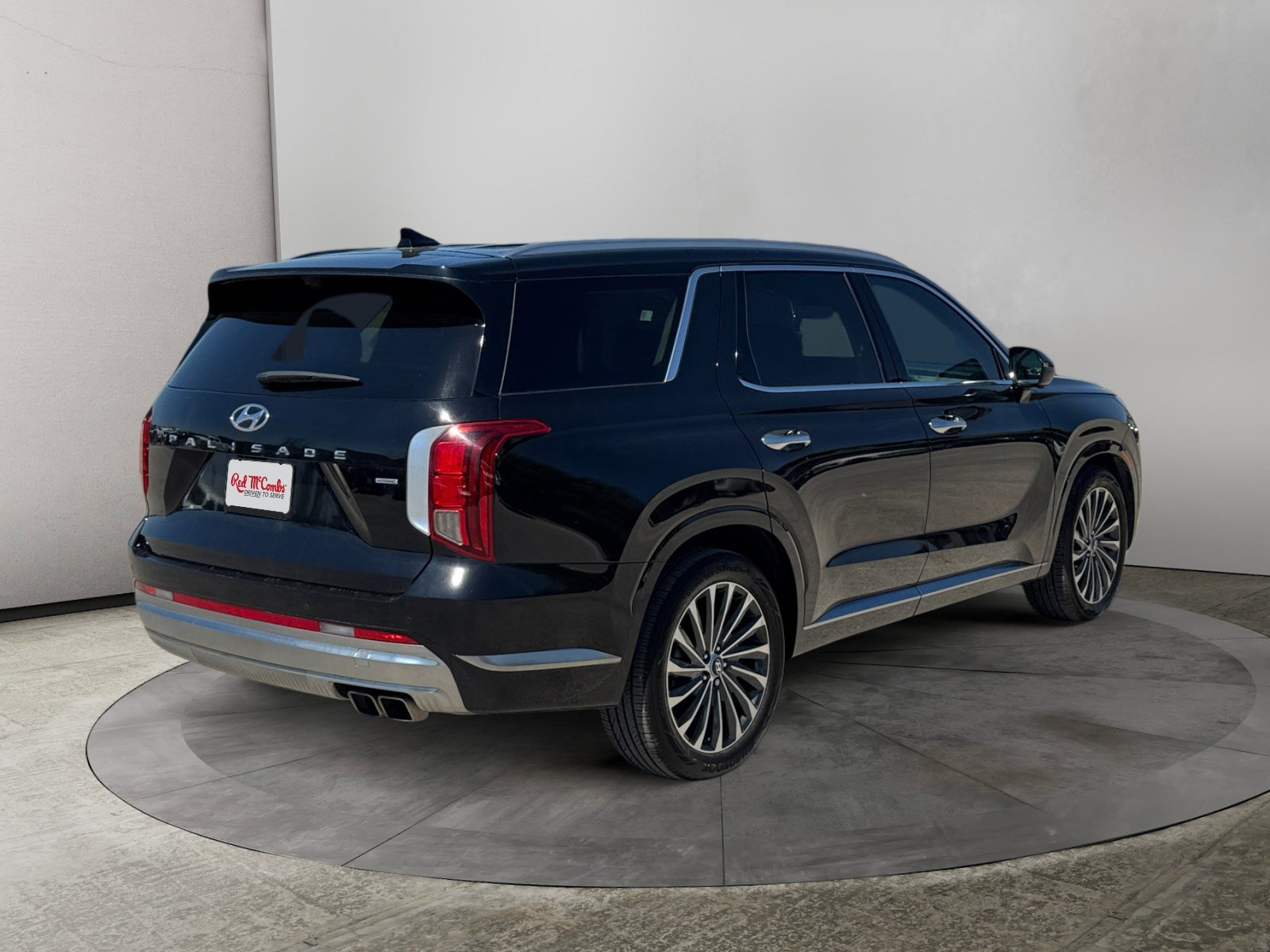 Used 2024 Hyundai Palisade Calligraphy image 5