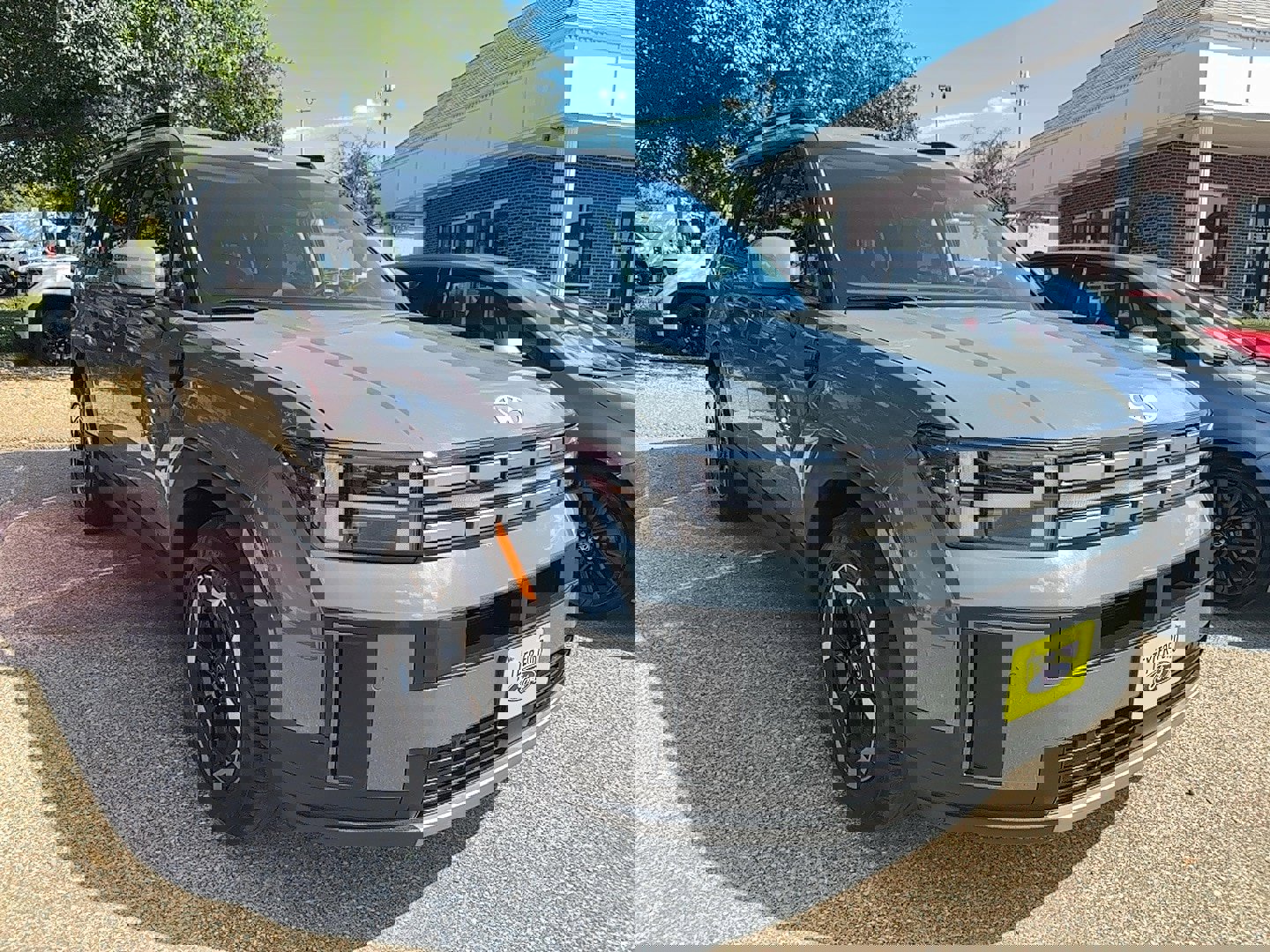 Used 2025 Hyundai Santa Fe SEL image 2