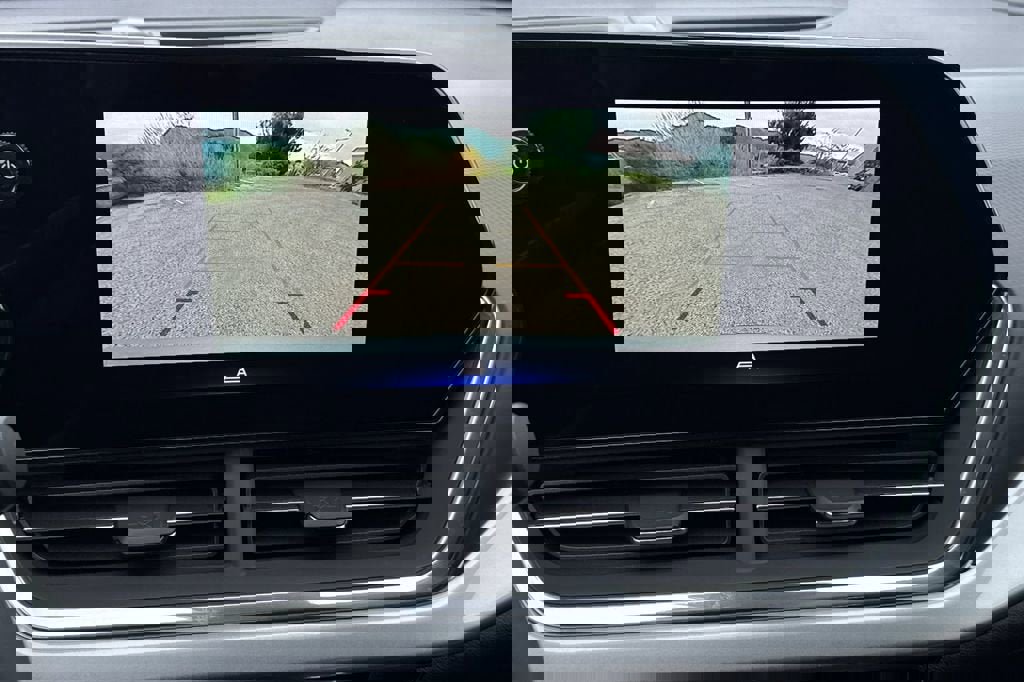 New 2026 Chevrolet Trax LT image 19