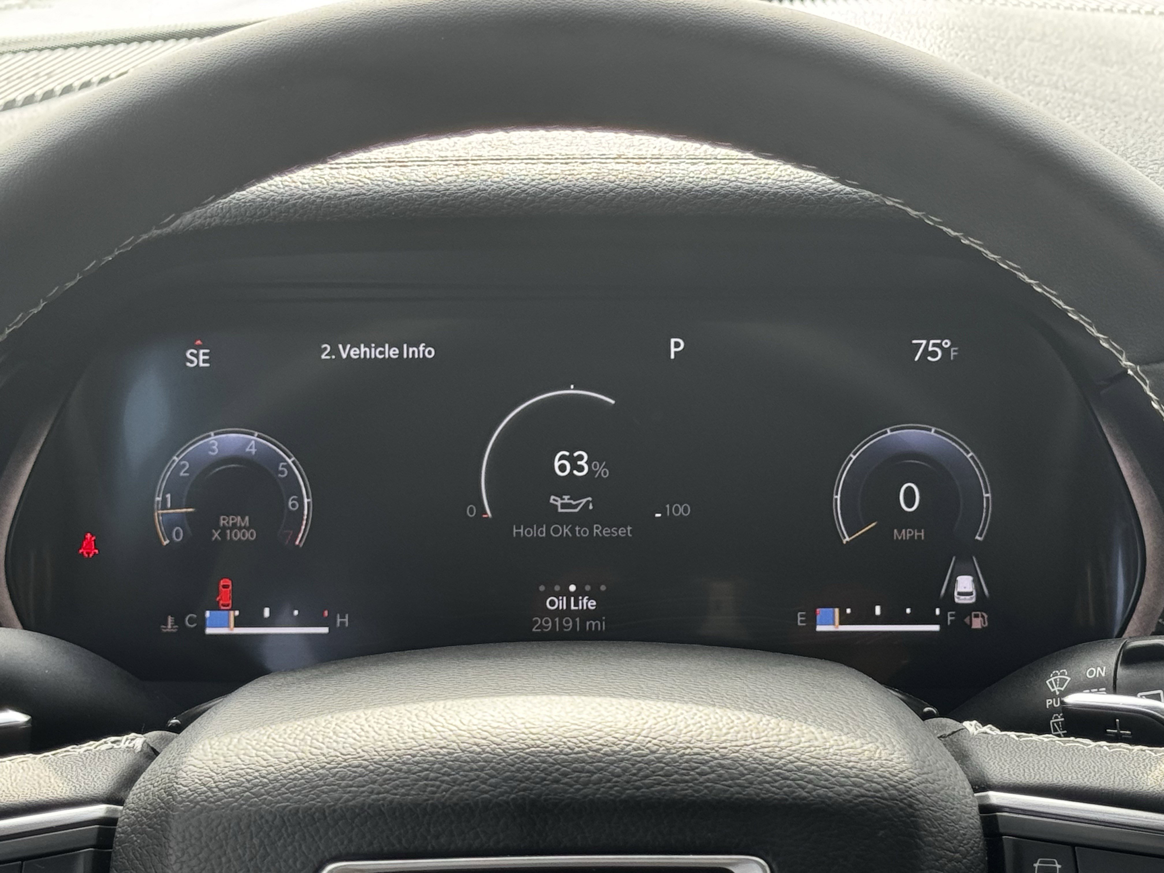 Used 2023 Jeep Grand Cherokee Limited w/ Black Appearance Package image 17