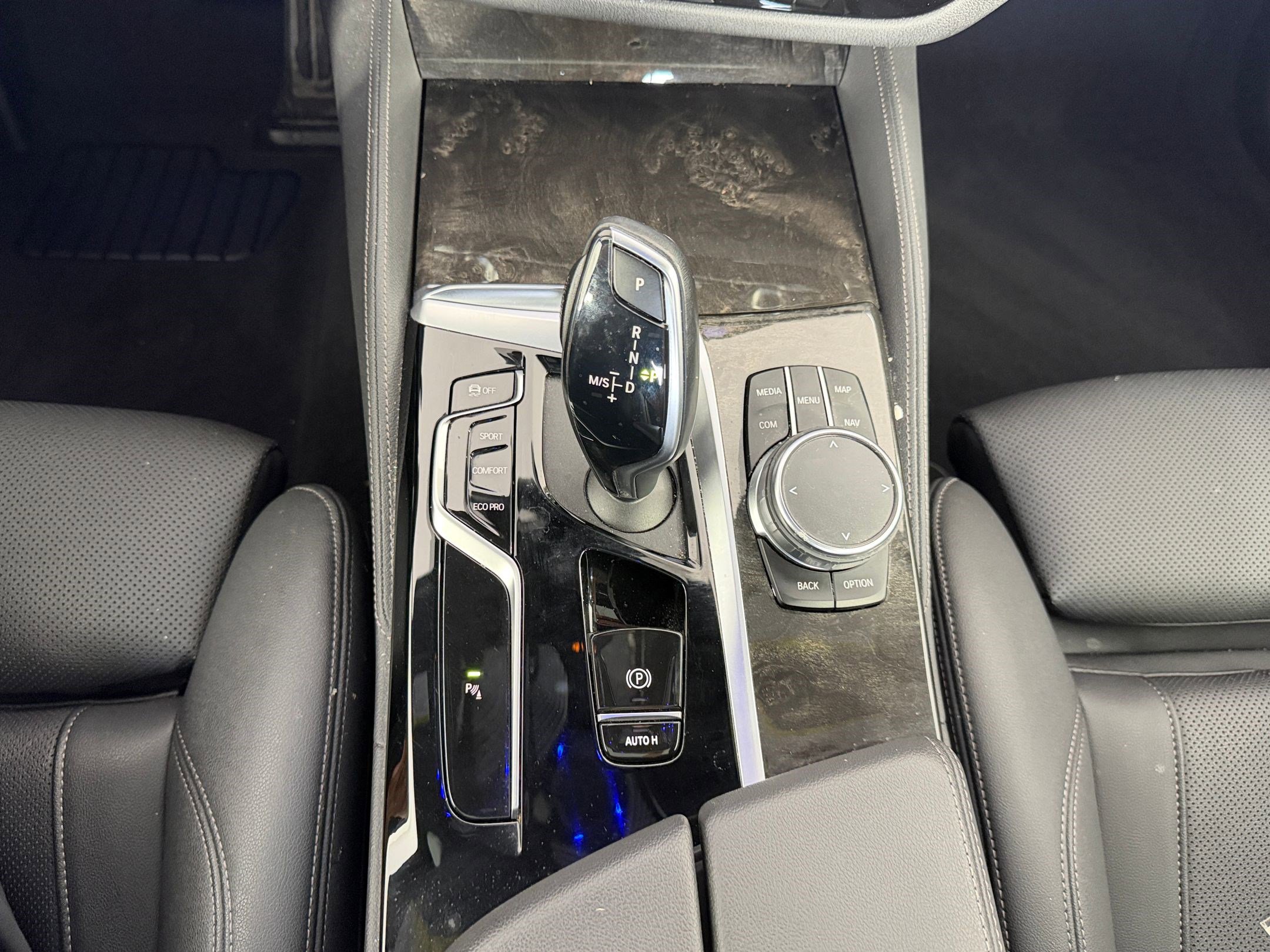 Used 2023 BMW 540i w/ M Sport Package RWD image 18