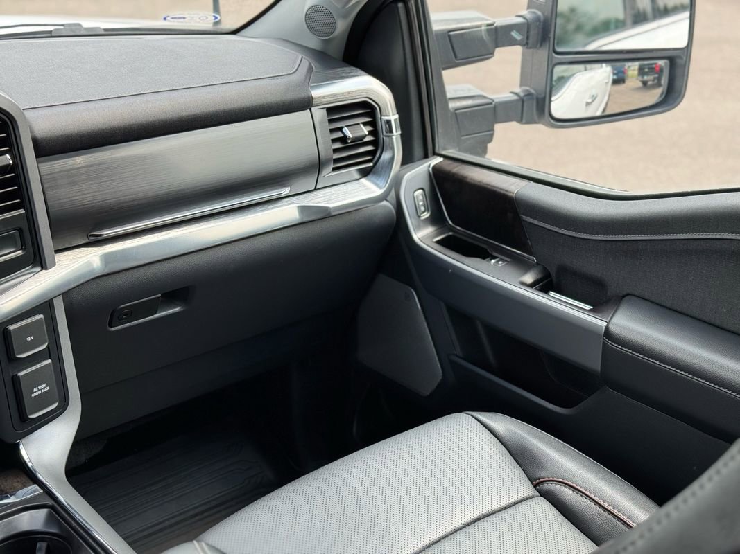 Used 2022 Ford F150 Lariat image 15