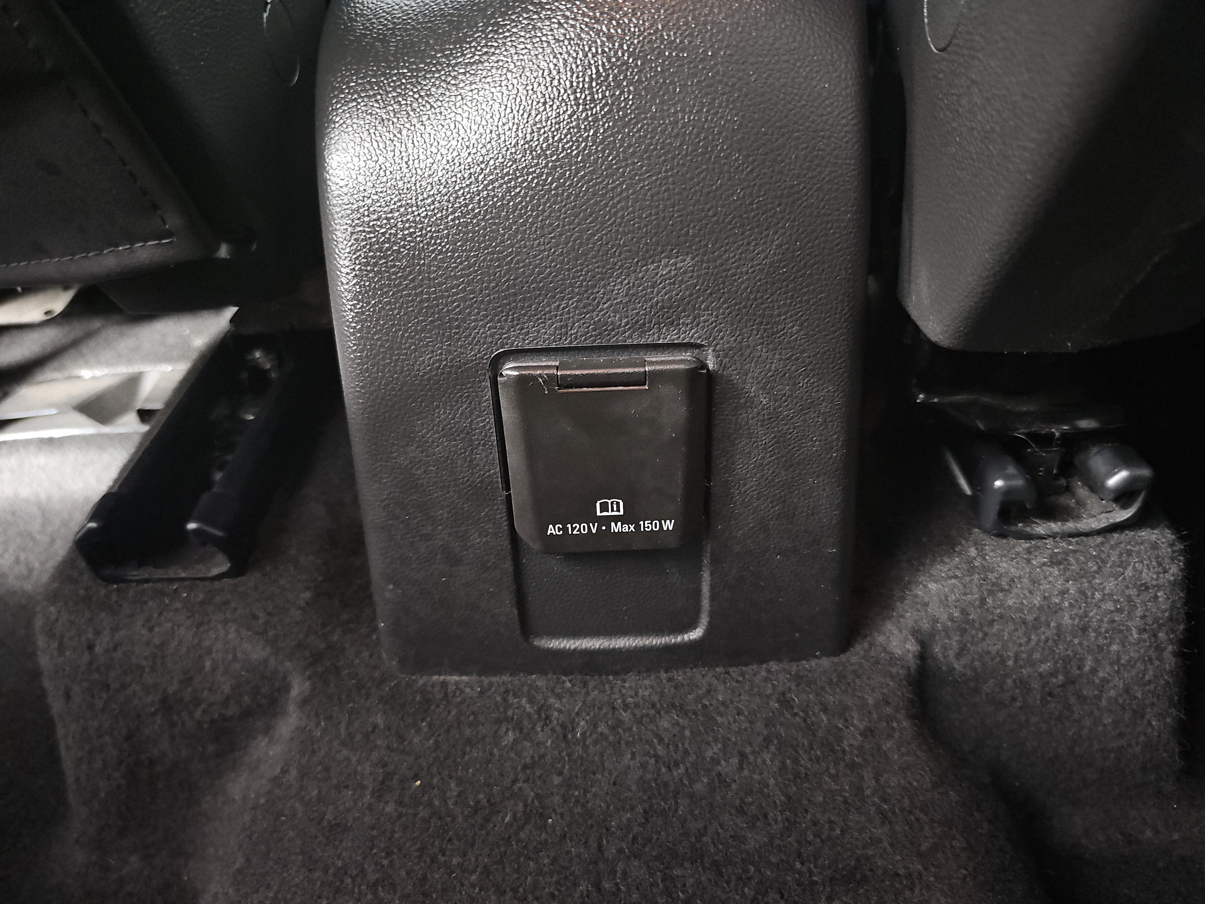 Used 2020 Chevrolet Trax LT w/ LT Convenience Package FWD image 21