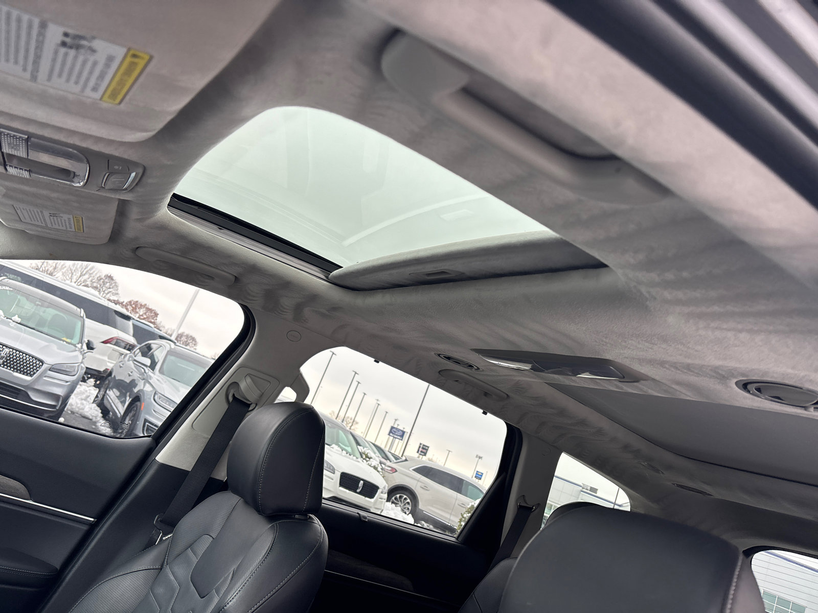 Used 2022 Kia Telluride SX w/ SX Prestige Package image 26