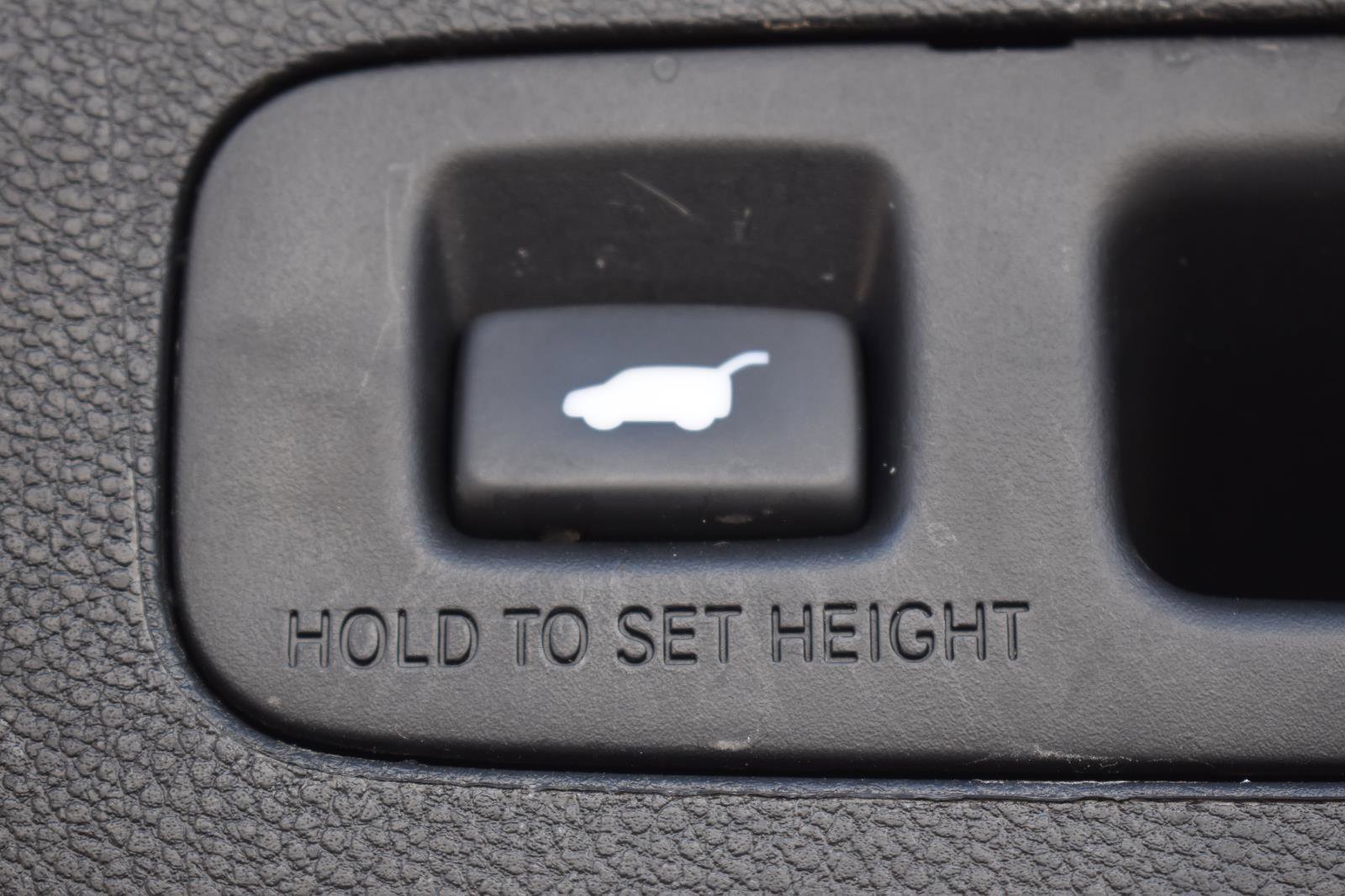 Used 2022 Honda CR-V Touring image 19