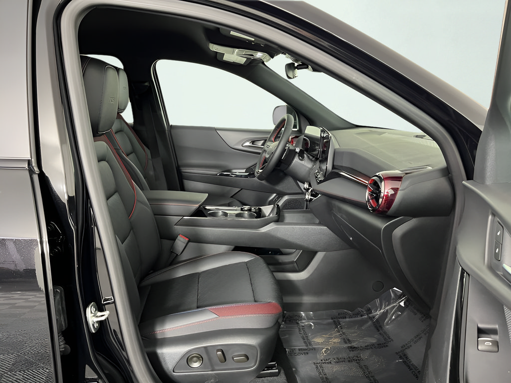 New 2026 Chevrolet Equinox RS w/ Convenience Package III AWD/4WD image 12