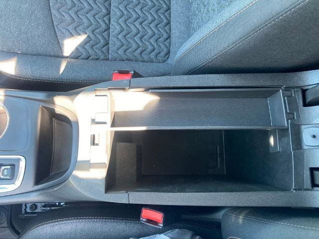 Certified 2024 Chevrolet Equinox LT w/ LPO, Floor Liner Package FWD image 33