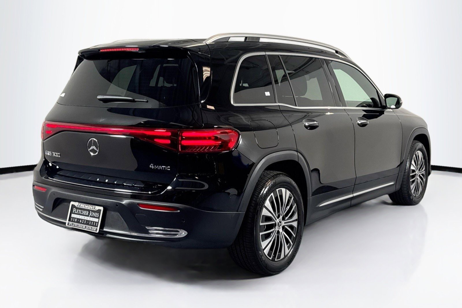 Certified 2025 Mercedes-Benz EQB 300 4MATIC image 5