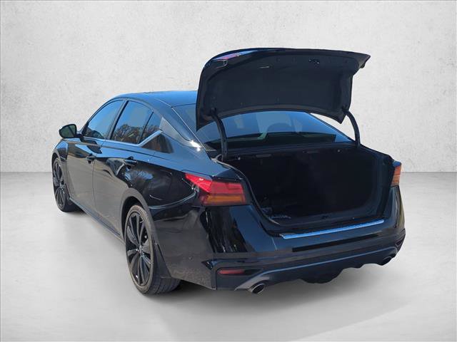 Used 2022 Nissan Altima 2.5 SR w/ Midnight Edition Package image 8