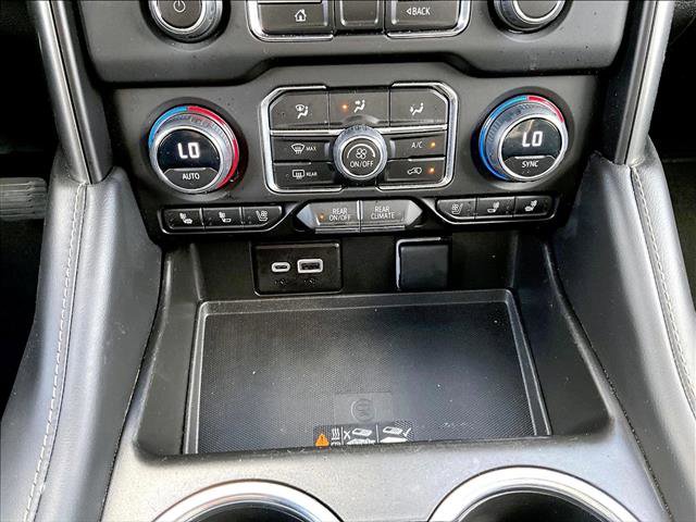 Used 2023 Chevrolet Suburban Premier AWD/4WD image 26