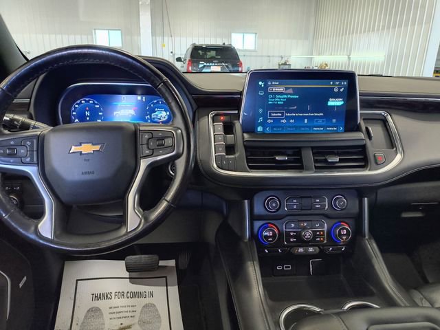 Used 2022 Chevrolet Suburban LT w/ Luxury Package AWD/4WD image 10