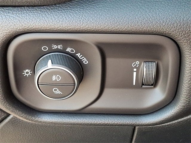 Used 2023 RAM 3500 Tradesman w/ Chrome Appearance Group image 22