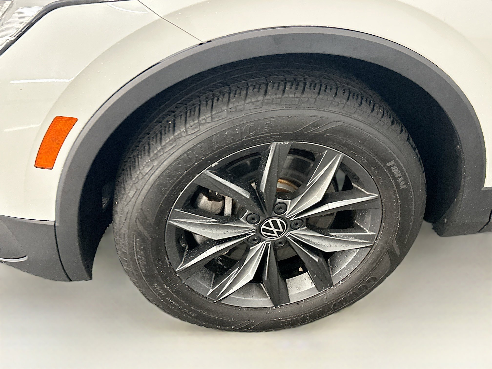 Used 2022 Volkswagen Tiguan SE image 11