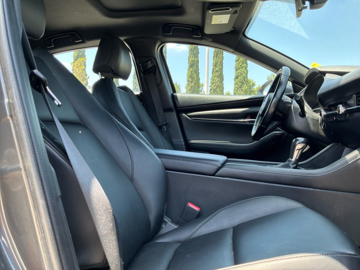 Used 2022 MAZDA MAZDA3 s FWD image 21