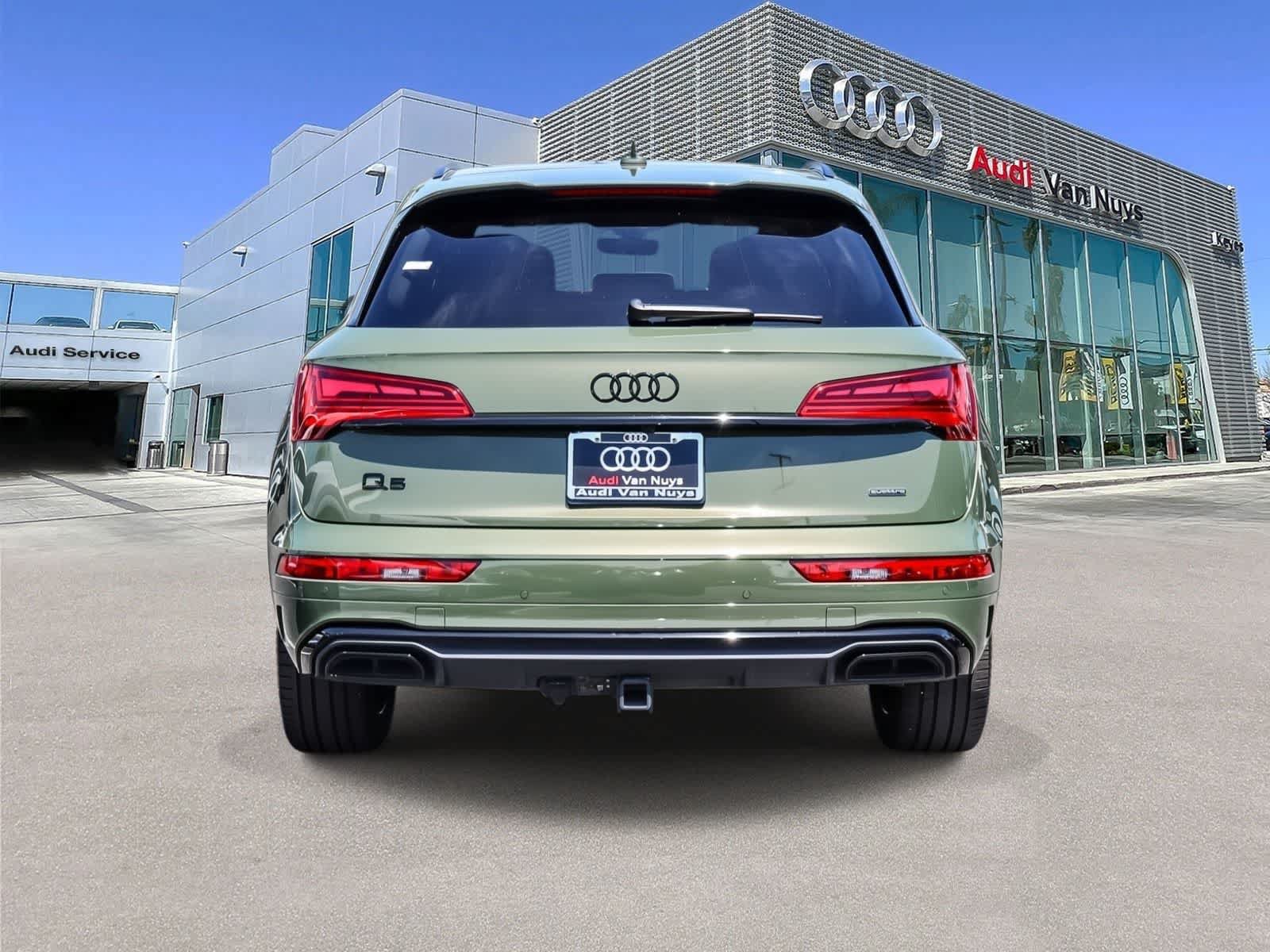 Used 2023 Audi Q5 e Premium Plus w/ Premium Plus Package AWD/4WD image 3