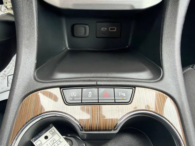 Used 2023 GMC Acadia SLE w/ Driver Convenience Package AWD/4WD image 33