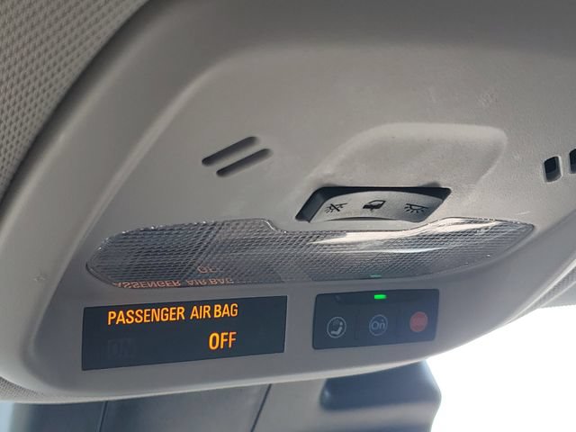Used 2025 Chevrolet Trax LT w/ Driver Confidence Package FWD image 29