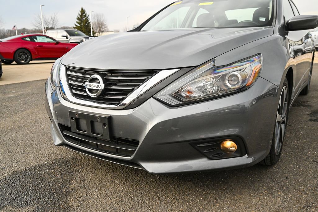 Used 2016 Nissan Altima 2.5 SR image 11